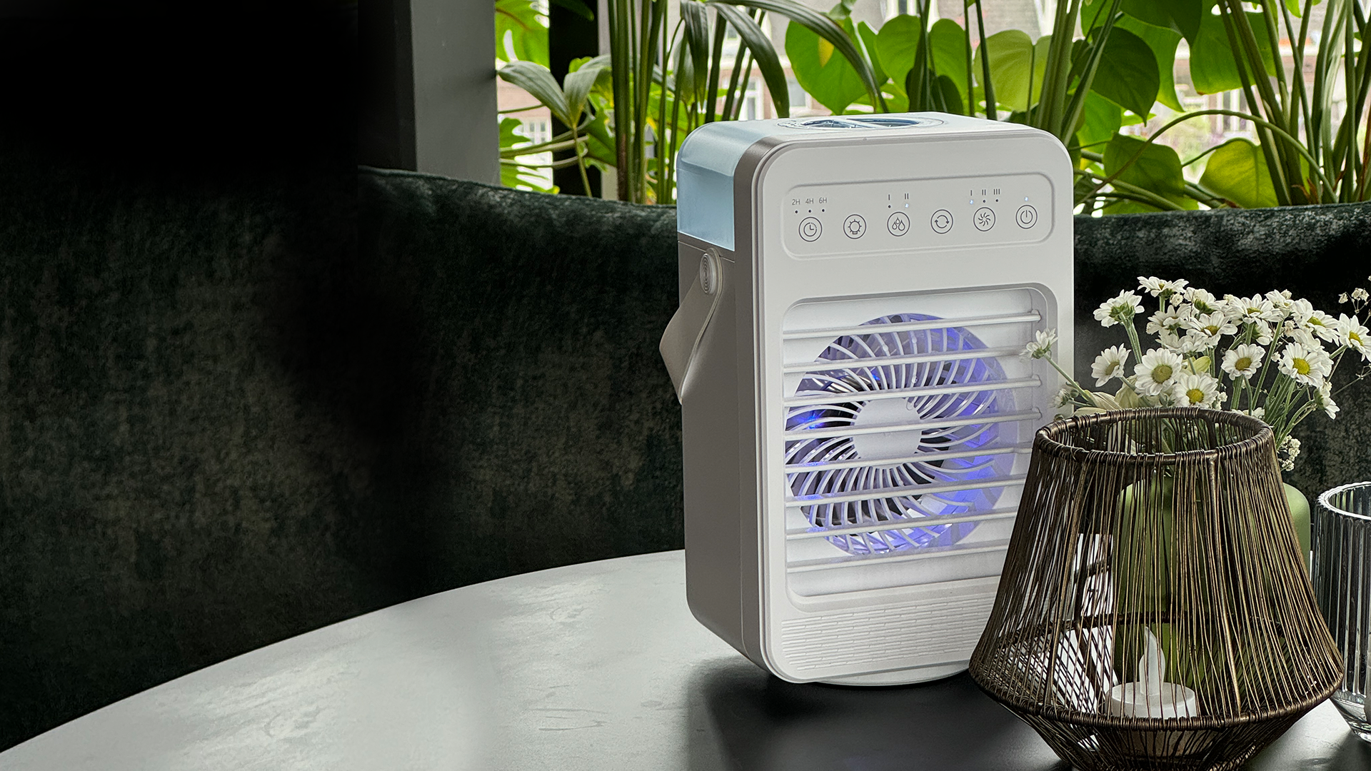 TundraFreeze product detail and airflow
